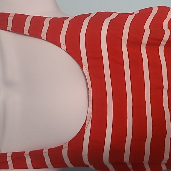 Old Navy Tank Top - Picture 2 of 6